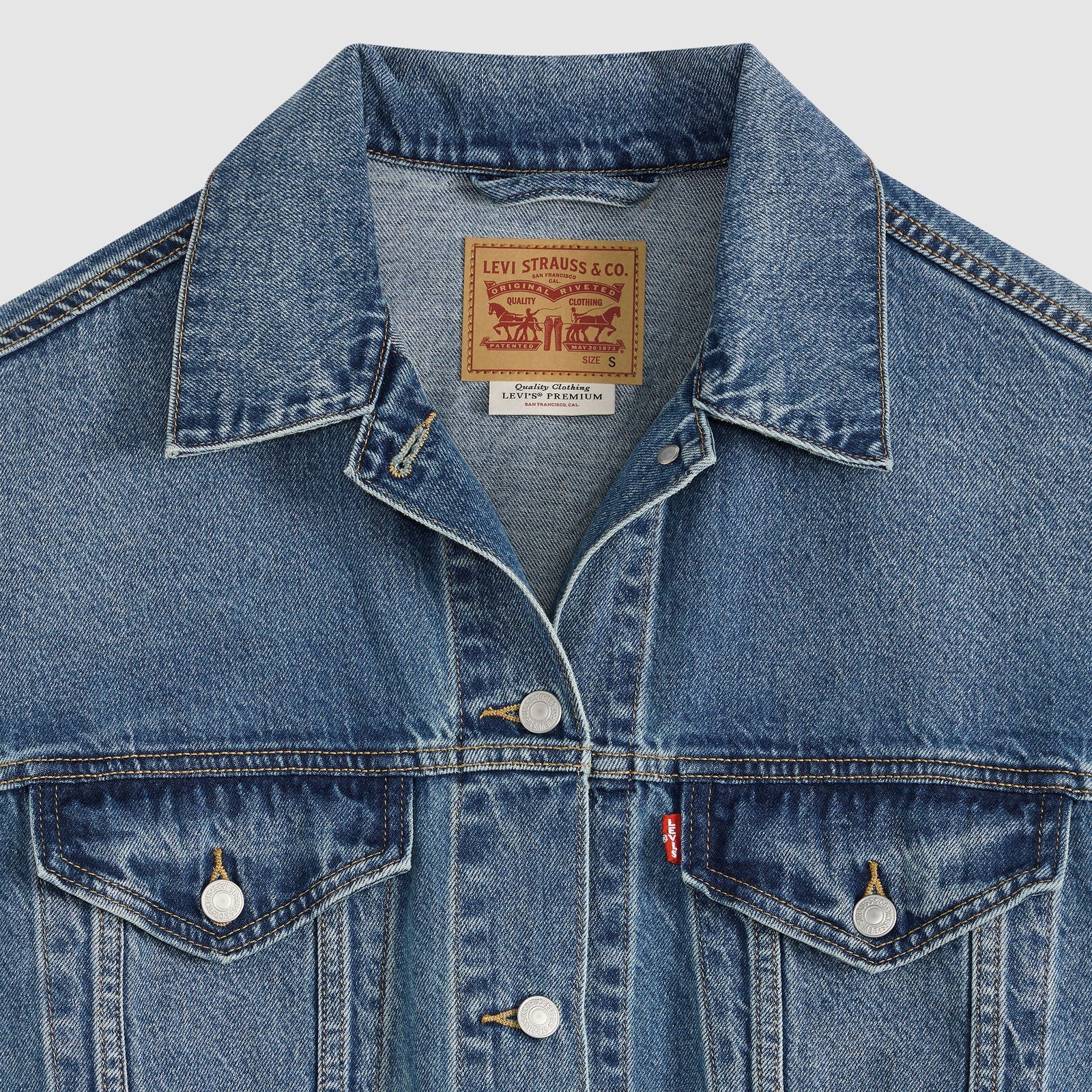Main 6 - Levi's® Women's XL Trucker Jacket - A34720019