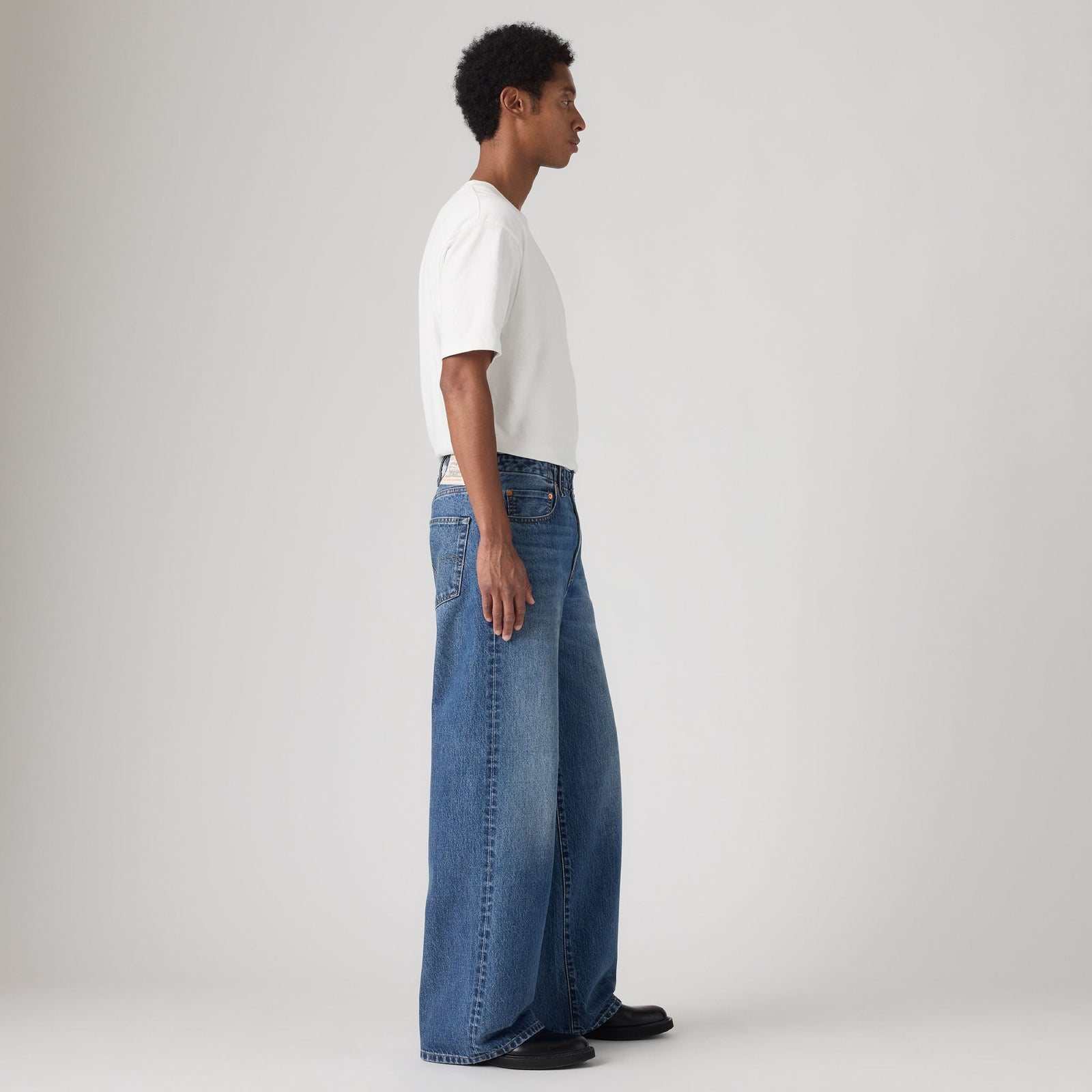 Main 5 - Levi’s® x sacai Belted Wide Pants - 008BK0002