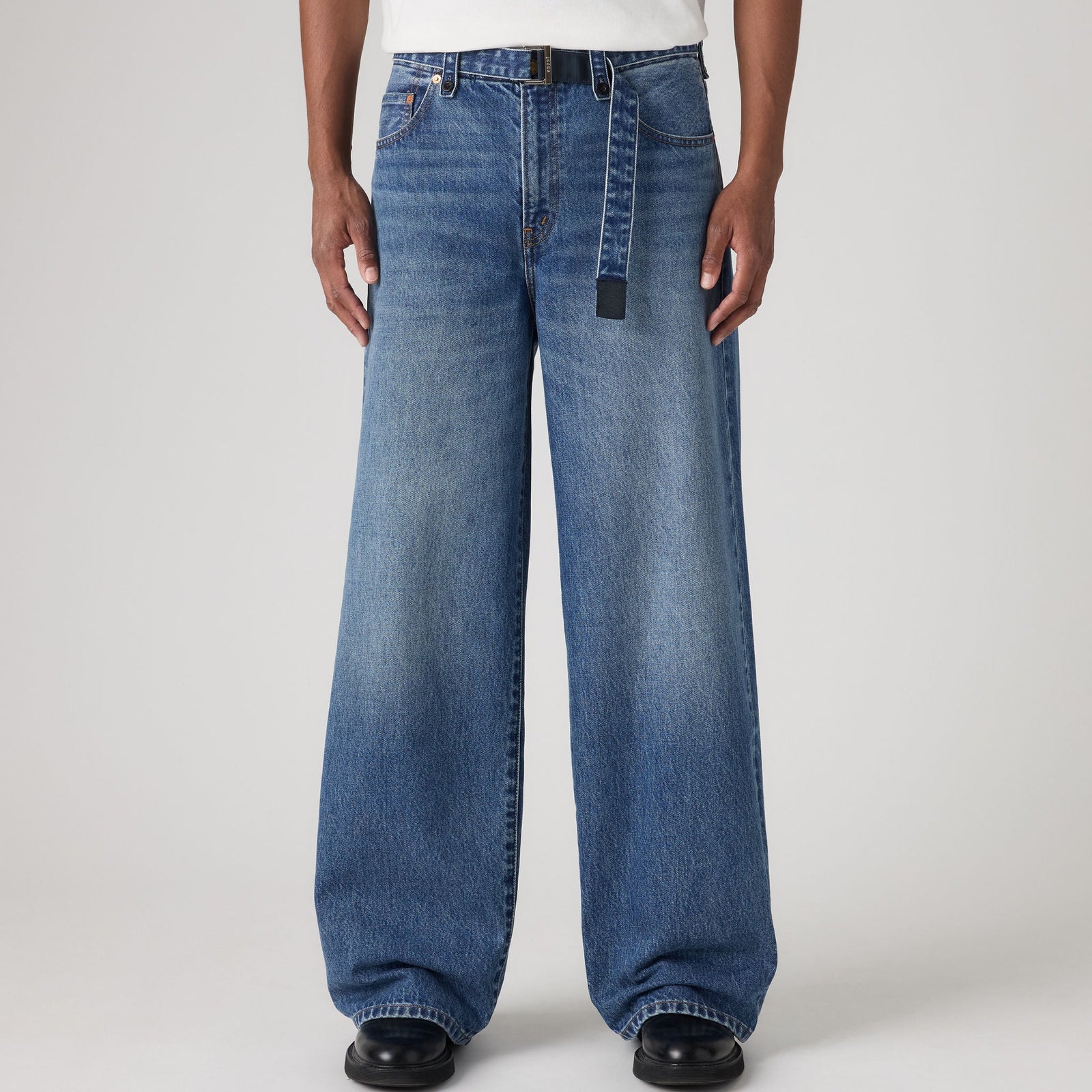 Main 6 - Levi’s® x sacai Belted Wide Pants - 008BK0002