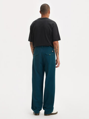 Levi’s® Skateboarding Men’s Straight Chinos