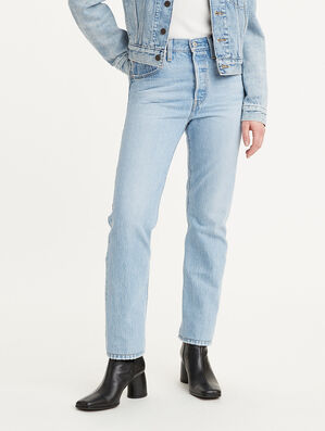 Levi's® Australia Women's Straight Jeans - A Versatile Classic