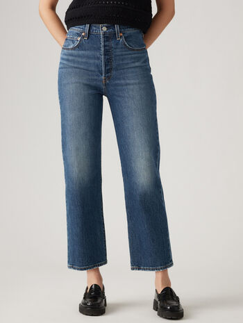 Levi's® Women's Ribcage Straight Ankle Jeans