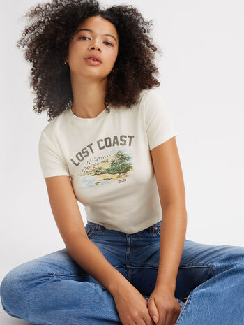 Levi's® Women's Graphic Essential Sporty Tee