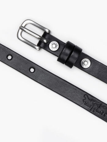 Levi's® Women's Narrow Leather Belt